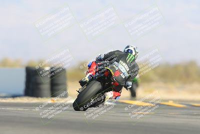 media/Jan-10-2025-CVMA Friday Practice (Fri) [[489e0da257]]/Group 4 and Trackday/Session 4 (Turn 16)/